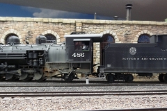 486